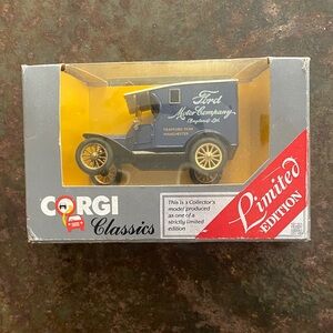 Corgi Classics Limited Edition VTG Model Car -- Ford Model T- #966- England Ltd